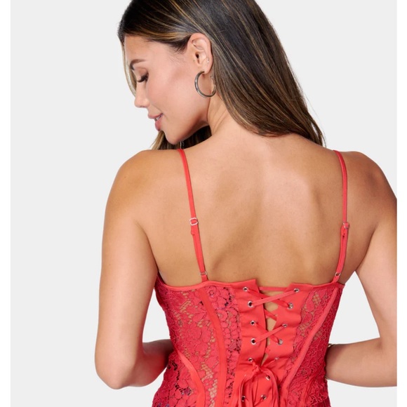 Satin lace corset top. - Picture 3 of 3